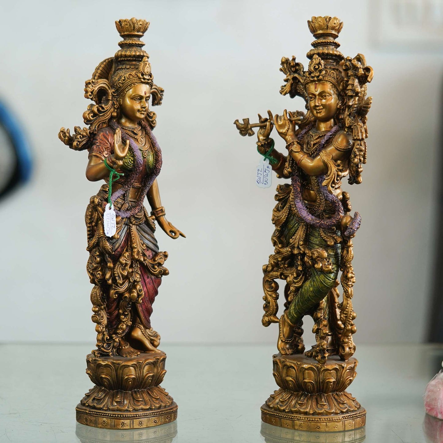 Elegant Handcrafted Brass Radha Krishna Statues – Divine Indian Art Décor