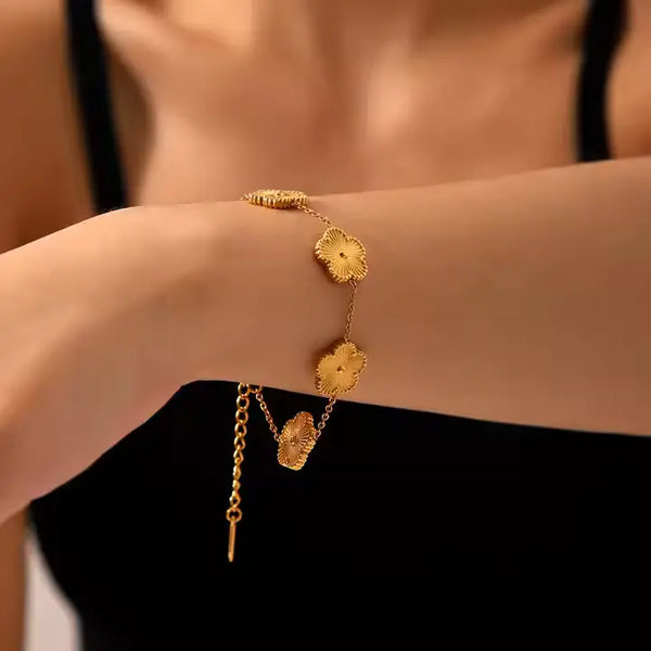 Gold Four Leaf Lucky Clover Bracelet