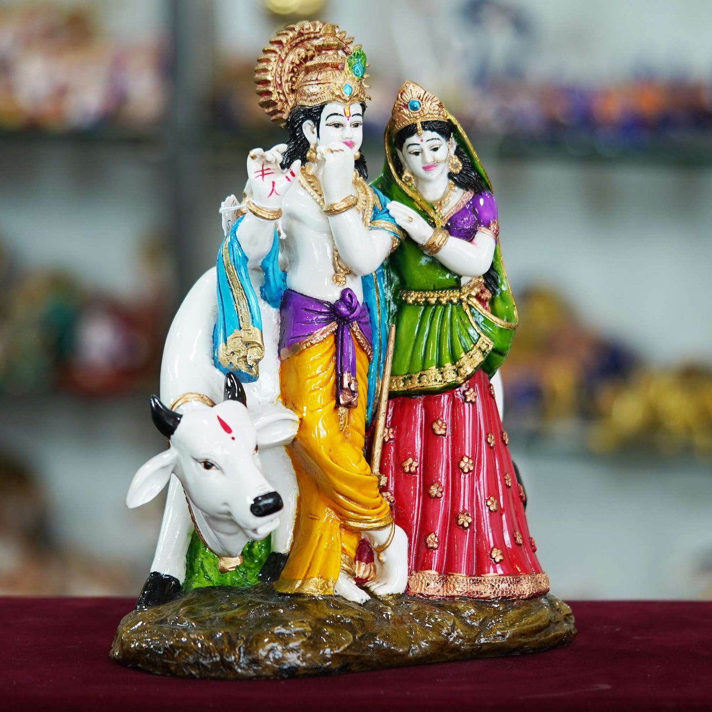 Radha Krishna Divine Sculpture with Sacred Cow – Symbol of Love, Purity, and Spiritual Harmony