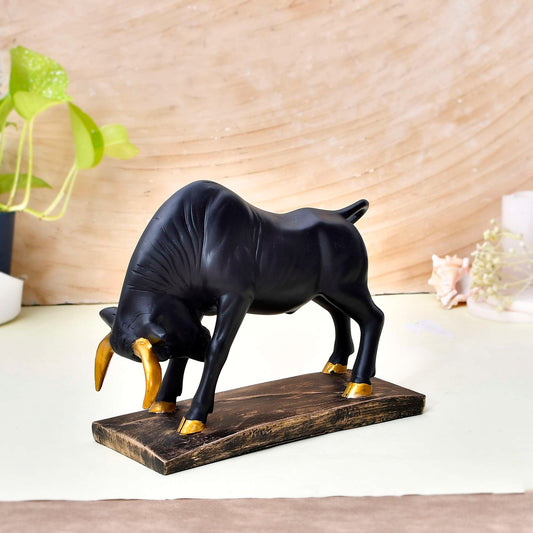 Artistic Bull Statue Gift – Geometric Home Decor Sculpture for Art Lovers & Collectors
