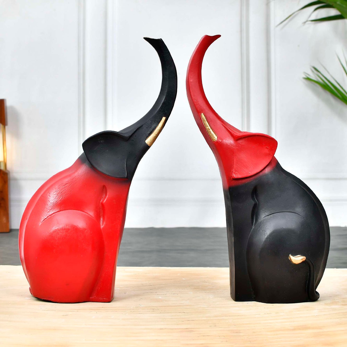 Elegant Dual-Tone Elephant Couple Showpiece – Red & Black (Set of 2)